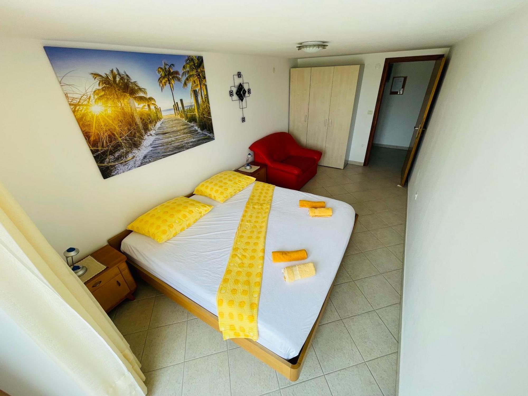 Apartments Kordic Вис Екстериор снимка